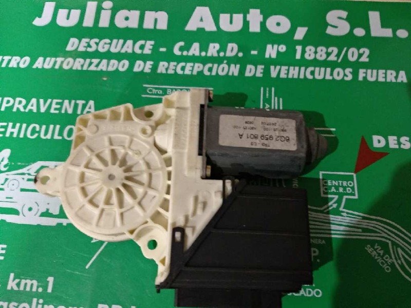 Recambio de motor elevalunas delantero derecho para seat ibiza (6l1) stella referencia OEM IAM 6Q2959801A 104383101 SIEMENS