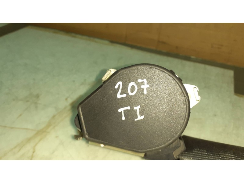 Recambio de cinturon seguridad trasero izquierdo para peugeot 207 urban referencia OEM IAM 804889 8174022 