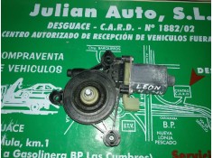 Recambio de motor elevalunas trasero izquierdo para seat leon (5f1) reference referencia OEM IAM 5Q0959801B 0130822717 S85020209 2