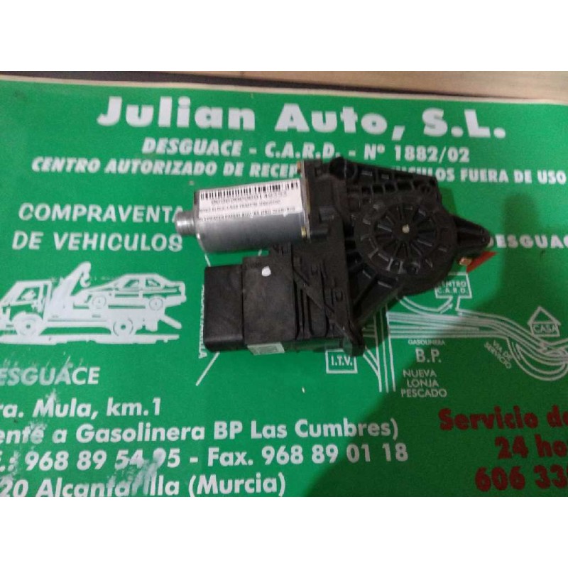 Recambio de motor elevalunas trasero izquierdo para volkswagen passat berlina (3b2) comfortline referencia OEM IAM 0130821697 05