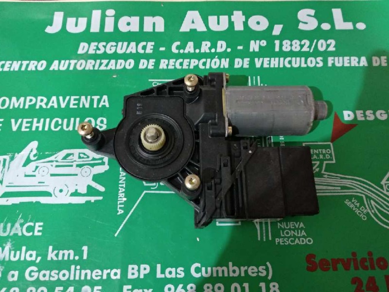 Recambio de motor elevalunas trasero izquierdo para volkswagen passat berlina (3b2) comfortline referencia OEM IAM 0130821697 05
