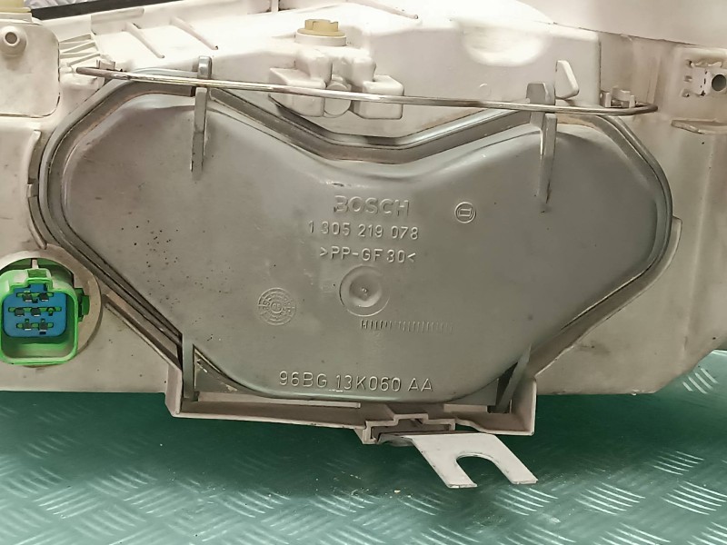 Recambio de faro derecho para ford mondeo berlina (gd) clx referencia OEM IAM 96BG13K060AA 1305219078 1305235