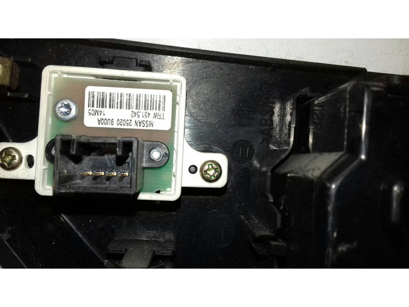 Recambio de mando calefaccion / aire acondicionado para nissan note (e11e) acenta referencia OEM IAM 275009U100 69450029 CON WAR