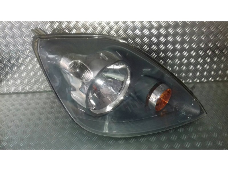 Recambio de faro derecho para ford fiesta (cbk) ambiente referencia OEM IAM 084311172R  