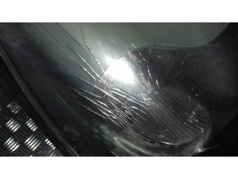 Recambio de faro derecho para ford fiesta (cbk) ambiente referencia OEM IAM 084311172R  