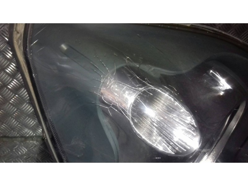 Recambio de faro derecho para ford fiesta (cbk) ambiente referencia OEM IAM 084311172R  