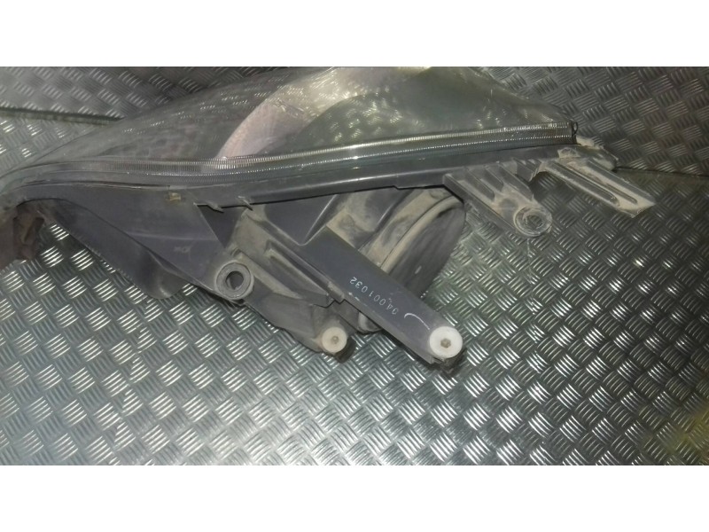 Recambio de faro derecho para ford fiesta (cbk) ambiente referencia OEM IAM 084311172R  