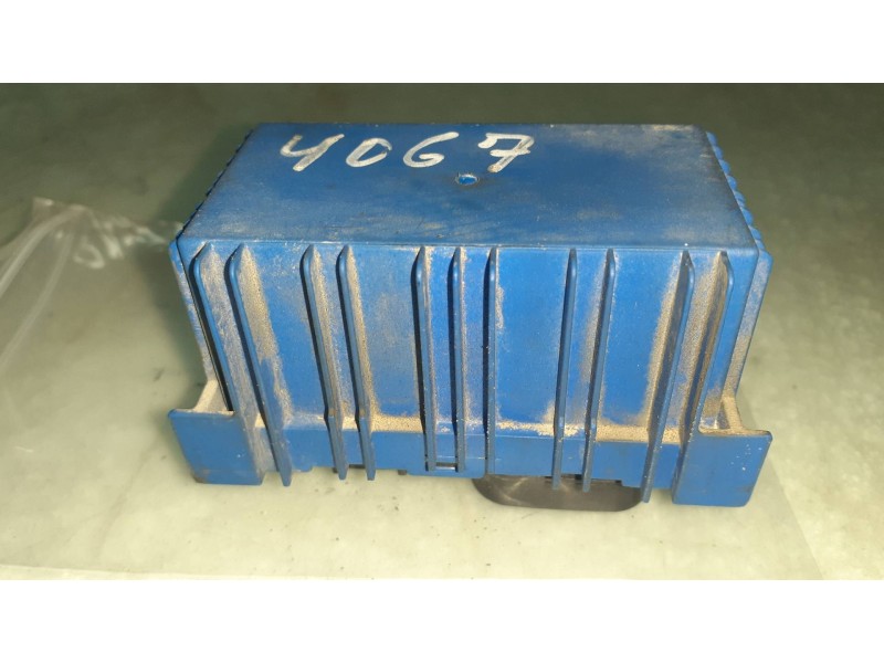 Recambio de caja precalentamiento para opel corsa d catch me referencia OEM IAM 55557760 51299044 GM