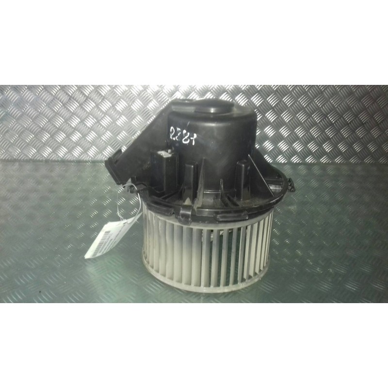 Recambio de ventilador calefaccion para volkswagen crafter caja cerrada caja cerrada 35 referencia OEM IAM E7169  BEHR