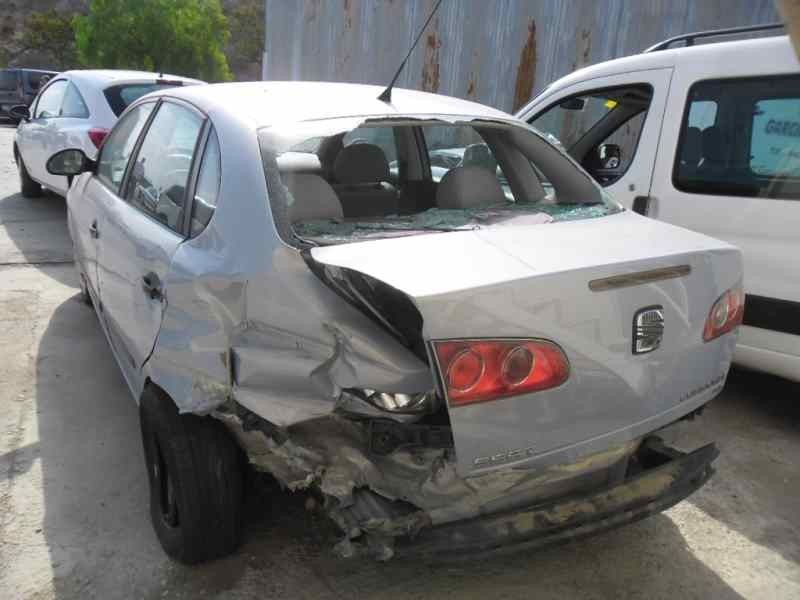 seat cordoba berlina (6l2) del año 2003