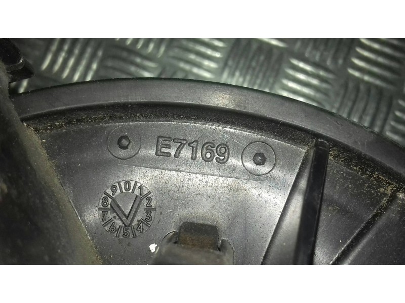 Recambio de ventilador calefaccion para volkswagen crafter caja cerrada caja cerrada 35 referencia OEM IAM E7169  BEHR