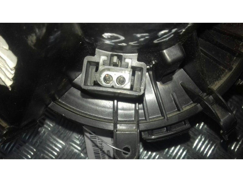 Recambio de ventilador calefaccion para volkswagen crafter caja cerrada caja cerrada 35 referencia OEM IAM E7169  BEHR