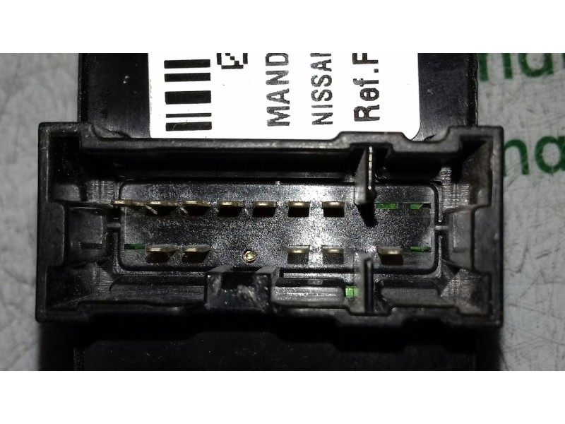 Recambio de mando elevalunas delantero izquierdo para nissan primera berlina (p12) acenta referencia OEM IAM 25401AV640  
