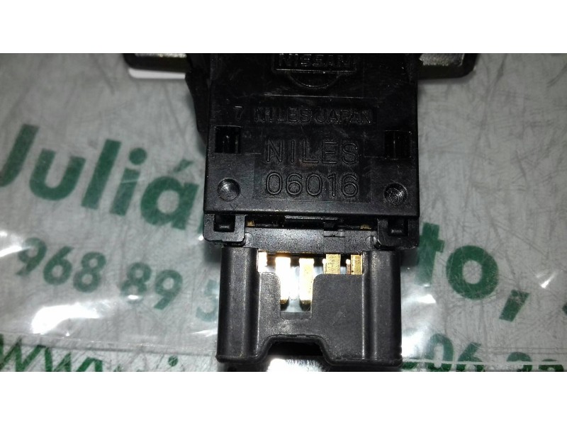 Recambio de warning para nissan primera berlina (p12) line up referencia OEM IAM 06016 8 PINES NILES