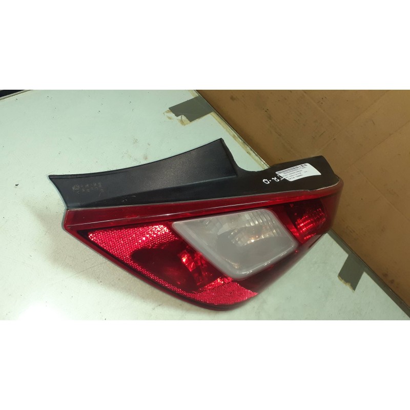 Recambio de piloto trasero derecho para opel corsa d catch me referencia OEM IAM 13269051 89318821 