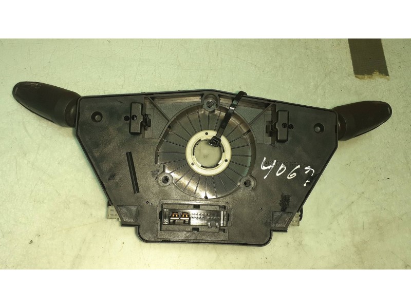 Recambio de mando luces para opel corsa d catch me referencia OEM IAM 13142283 12274700 1001080920