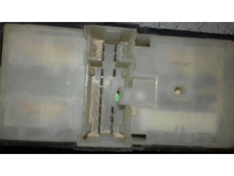 Recambio de mando elevalunas delantero izquierdo para nissan almera (n16/e) acenta referencia OEM IAM   