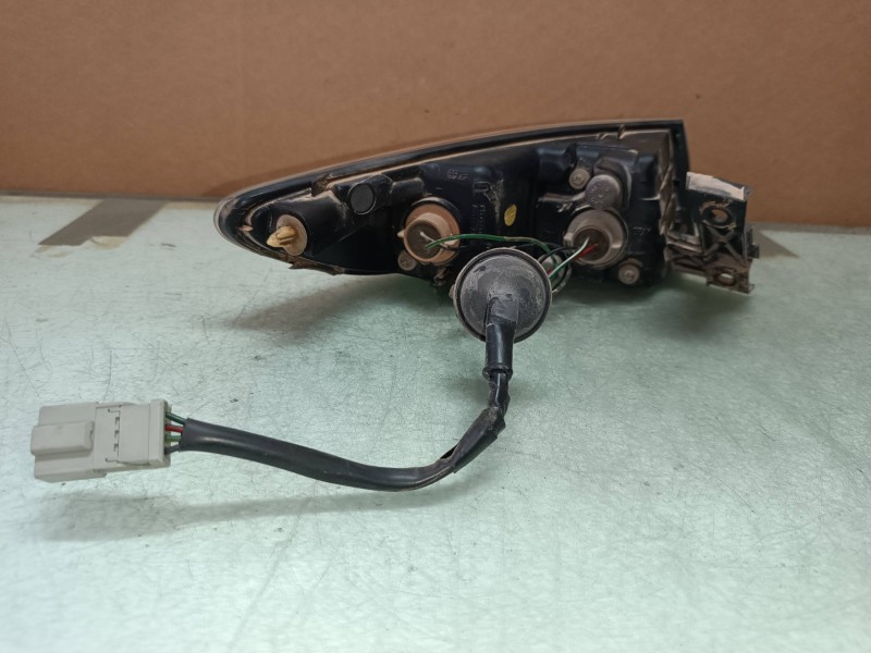 Recambio de piloto trasero derecho para honda civic berlina 5 (fk) 2.2 i-ctdi sport referencia OEM IAM 22016721  ALETA