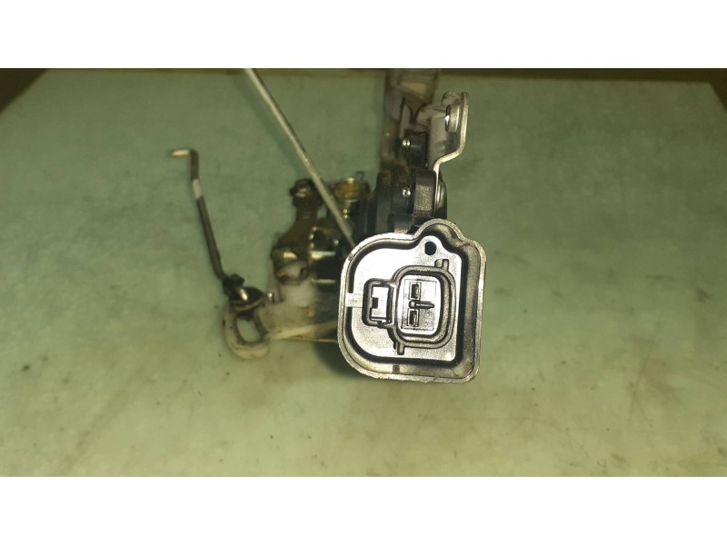 Recambio de cerradura puerta delantera derecha para peugeot 107 urban referencia OEM IAM 1N9K0211  AISIN