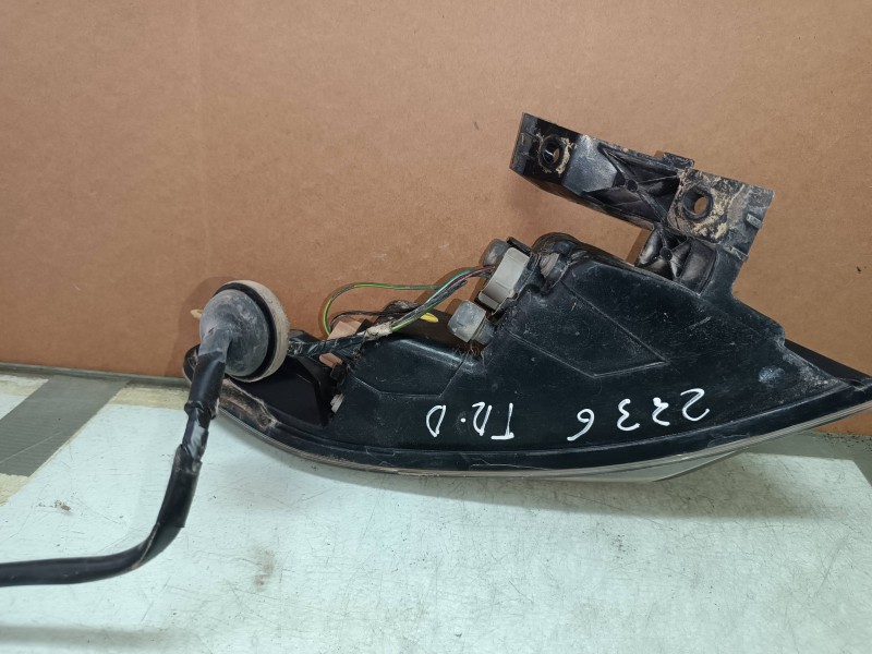 Recambio de piloto trasero derecho para honda civic berlina 5 (fk) 2.2 i-ctdi sport referencia OEM IAM 22016721  ALETA