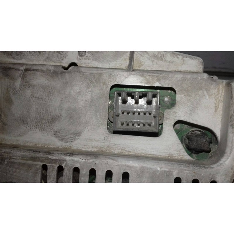 Recambio de cuadro instrumentos para kia cerato 2.0 ex crdi familiar (5-ptas.) referencia OEM IAM 940032F340 20050820 