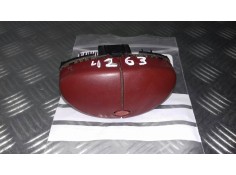 Recambio de warning para peugeot 206 berlina xs clim referencia OEM IAM 40377877  CONECTOR 5 PINES