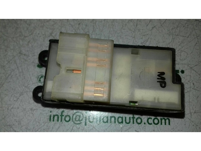 Recambio de mando elevalunas delantero izquierdo para nissan almera (n16/e) acenta referencia OEM IAM   