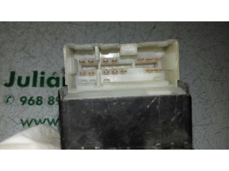Recambio de mando elevalunas delantero izquierdo para nissan almera (n16/e) acenta referencia OEM IAM   