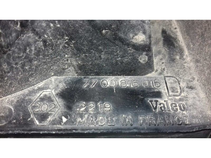 Recambio de piloto trasero derecho para renault 19 hatchback (b/c53) europa referencia OEM IAM 7700816016  