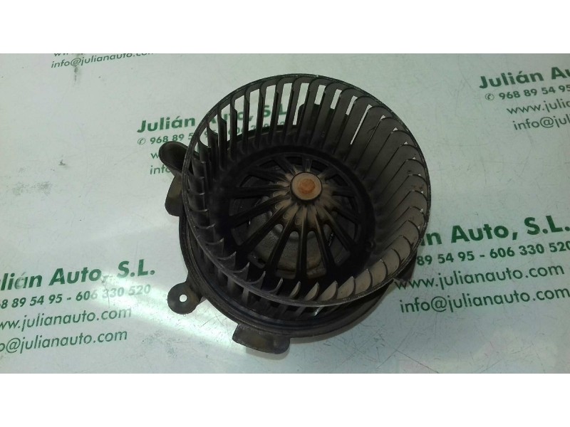 Recambio de ventilador calefaccion para citroen c4 berlina vtr plus referencia OEM IAM 8175239  BEHR