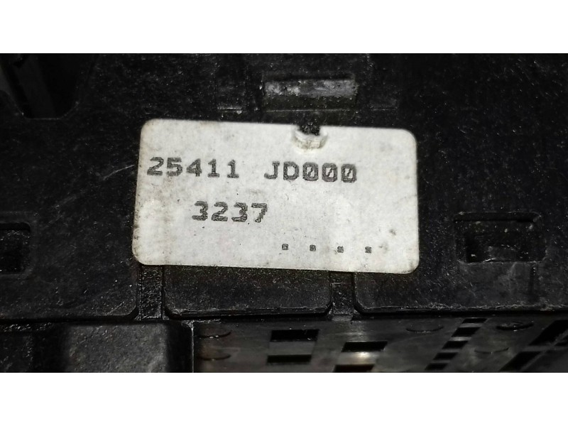 Recambio de mando elevalunas trasero derecho para nissan qashqai (j10) tekna referencia OEM IAM 25411JD000  5 + 1 PINES