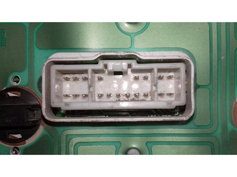 Recambio de cuadro instrumentos para hyundai matrix (fc) 1.5 crdi gls referencia OEM IAM 9400317360 200517900H DS6