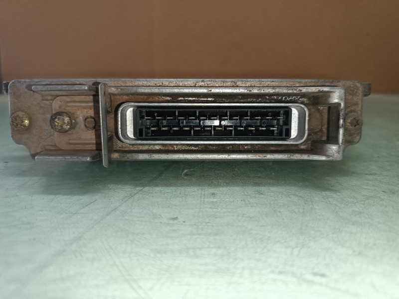 Recambio de centralita motor uce para renault kangoo (f/kc0) alize referencia OEM IAM 7700104956 7700111206 LUCAS