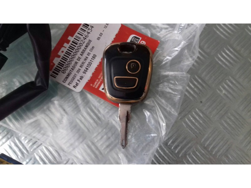 Recambio de conmutador de arranque para peugeot 206 berlina xs clim referencia OEM IAM 9641551180  DELPHI