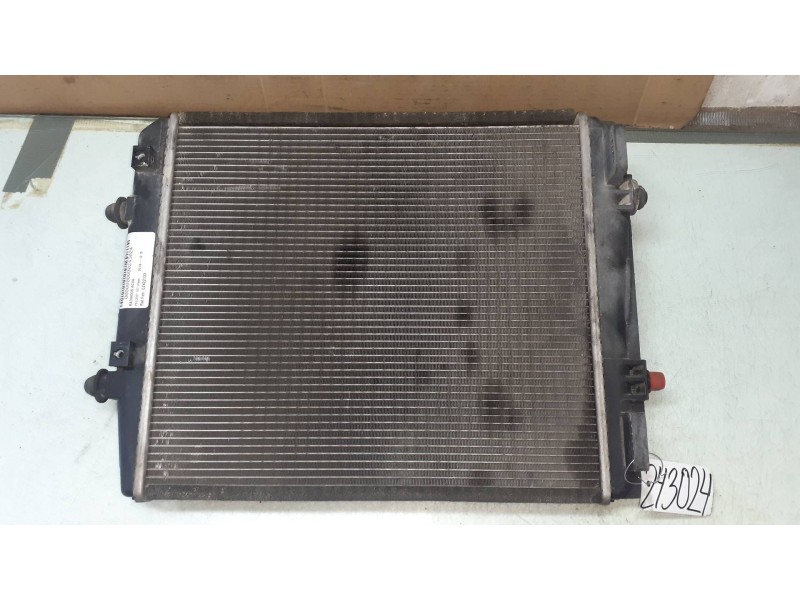 Recambio de radiador agua para peugeot 107 urban referencia OEM IAM CZ422133 YV010D DENSO