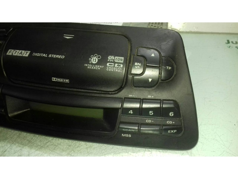 Recambio de sistema audio / radio cd para fiat marea berlina (185) td 100 elx referencia OEM IAM 735249778 FA1092X1856415 