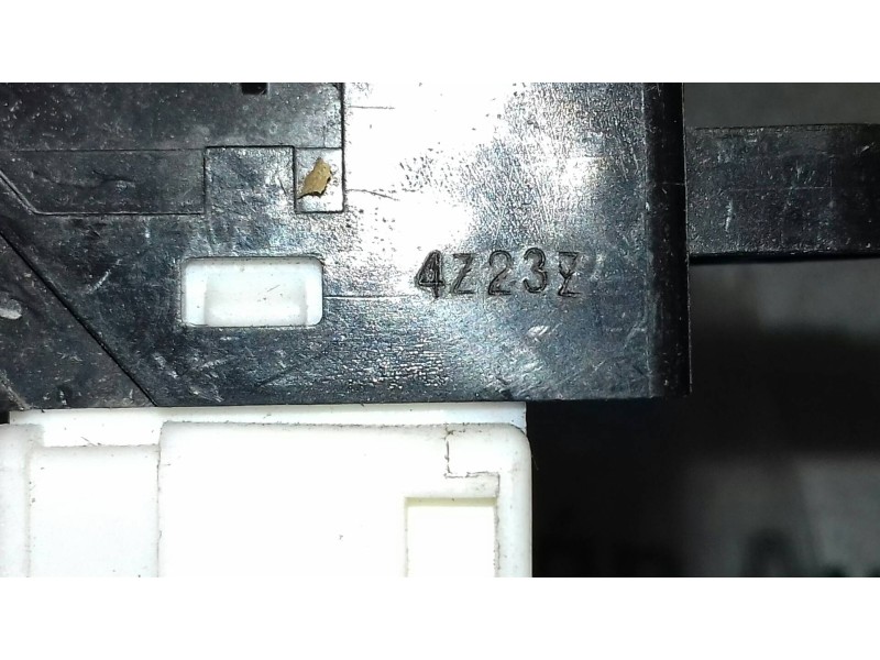 Recambio de mando elevalunas delantero derecho para nissan almera (n15) gx referencia OEM IAM 4Z237  5 + 1 PINES
