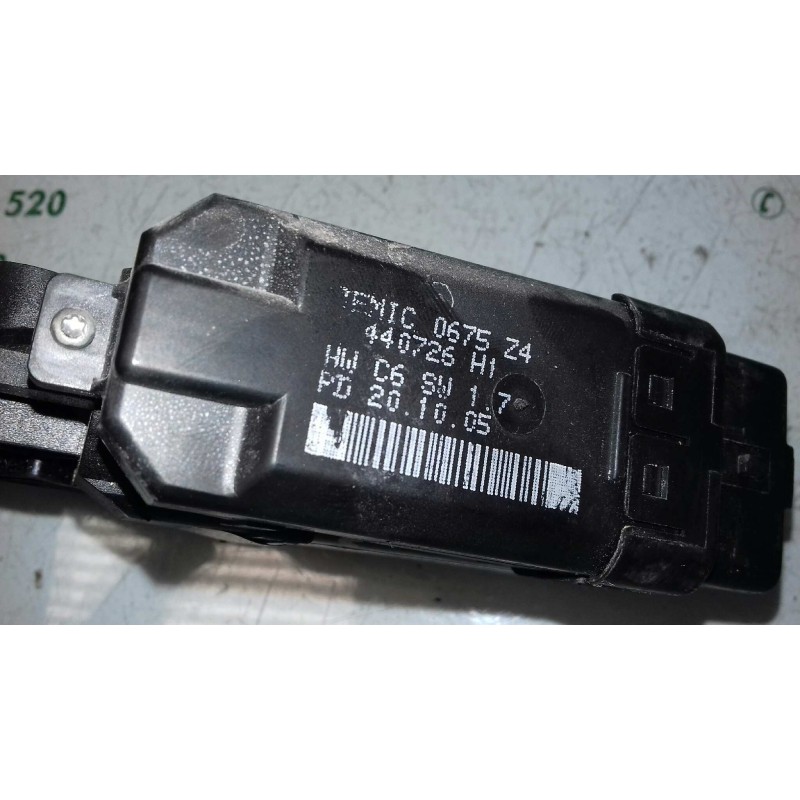 Recambio de motor elevalunas trasero izquierdo para renault megane ii berlina 5p dynamique referencia OEM IAM 128000461 440726 