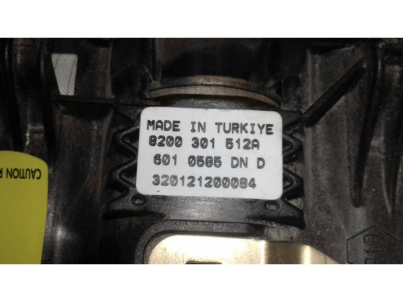 Recambio de airbag delantero izquierdo para renault megane ii classic berlina expression referencia OEM IAM 8200301512A  