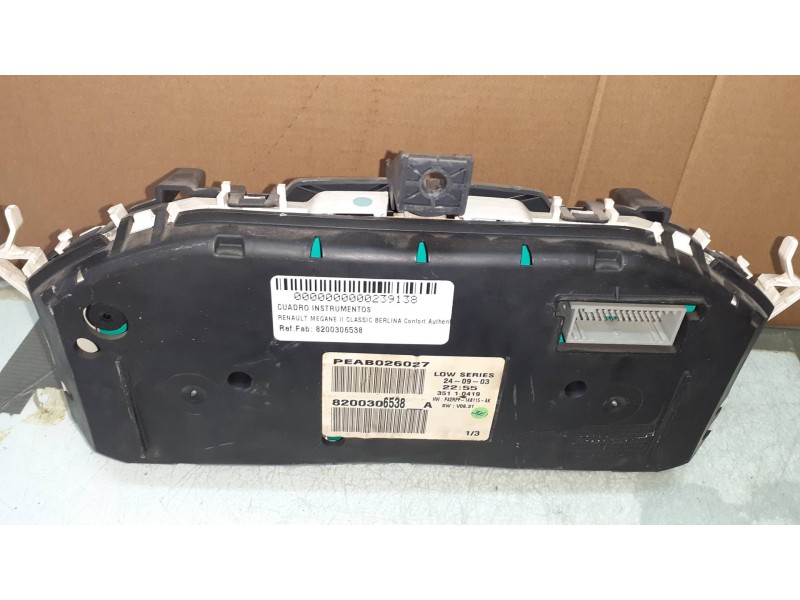 Recambio de cuadro instrumentos para renault megane ii classic berlina confort authentique referencia OEM IAM 8200306538  