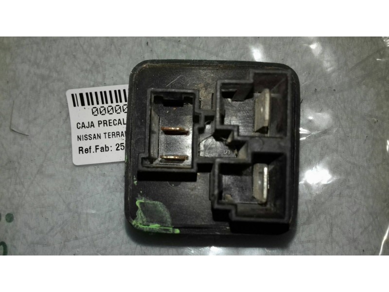 Recambio de caja precalentamiento para nissan terrano/terrano.ii (r20) comfort referencia OEM IAM 25230G2400  NAGARES