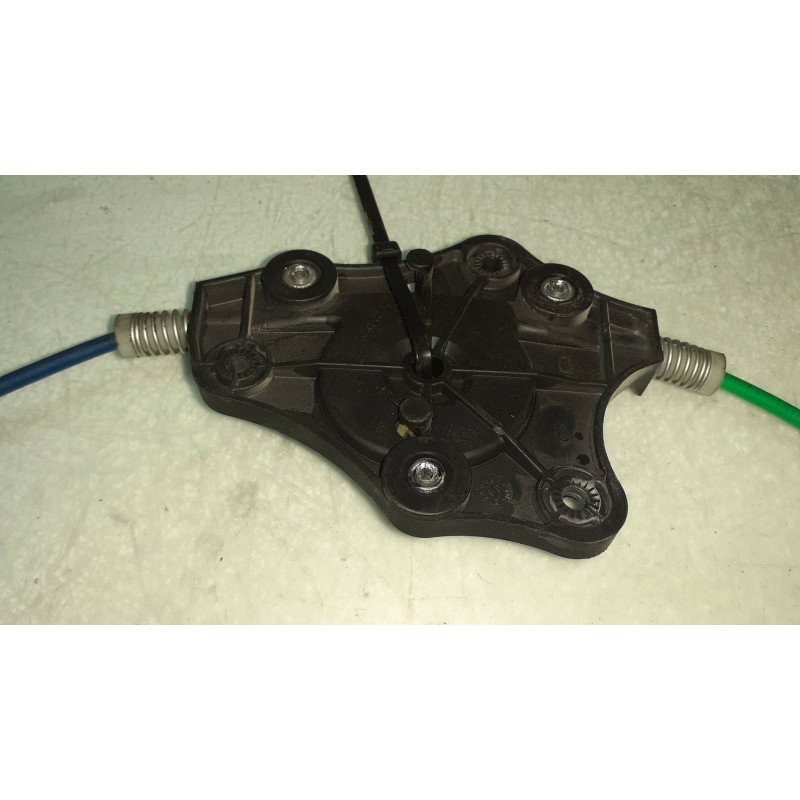 Recambio de elevalunas delantero derecho para opel corsa d catch me referencia OEM IAM 32305000 GM ELECTRICO