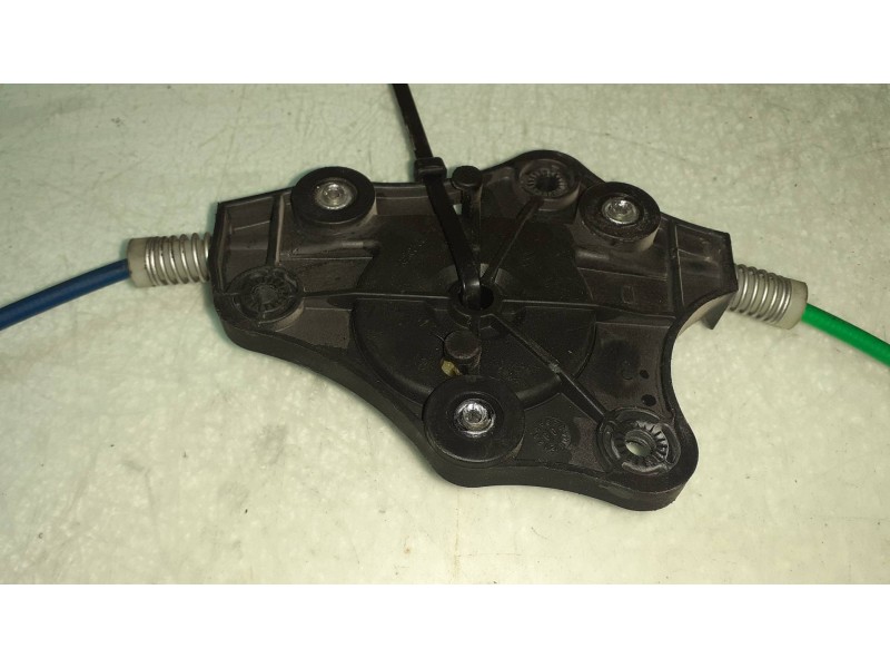 Recambio de elevalunas delantero derecho para opel corsa d catch me referencia OEM IAM 32305000 GM ELECTRICO