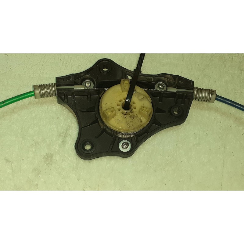 Recambio de elevalunas delantero derecho para opel corsa d catch me referencia OEM IAM 32305000 GM ELECTRICO
