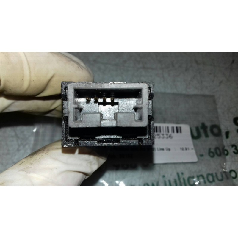 Recambio de interruptor para nissan primera berlina (p12) line up referencia OEM IAM 3819Z 4 PINES ESP - OFF