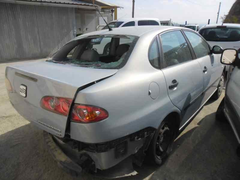 seat cordoba berlina (6l2) del año 2003