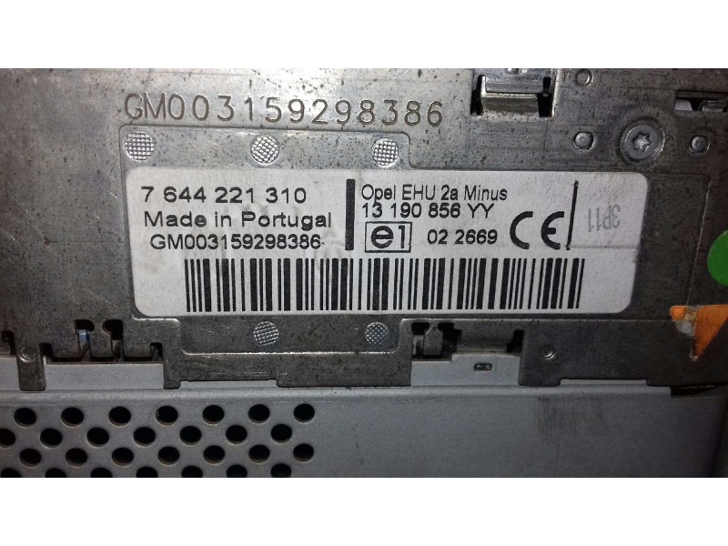 Recambio de sistema audio / radio cd para opel astra h berlina enjoy referencia OEM IAM 7644221310 13190856 BLAUPUNKT