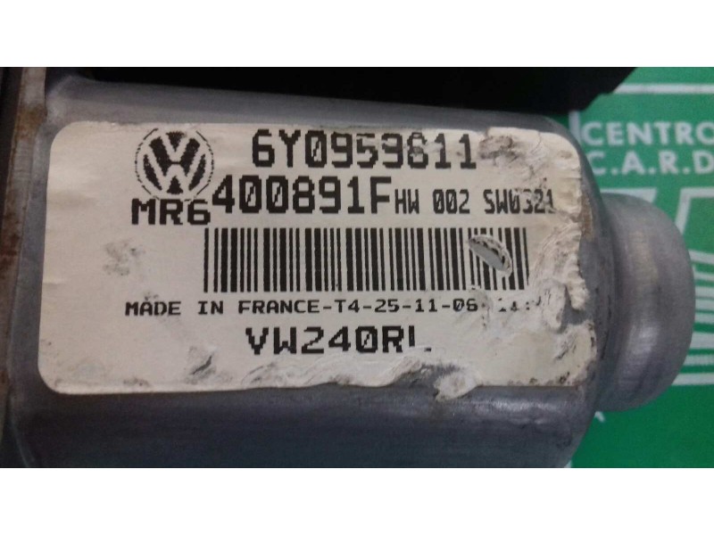 Recambio de motor elevalunas trasero izquierdo para volkswagen polo (9n3) referencia OEM IAM 6Y0959811 MR6400891F VW240RL