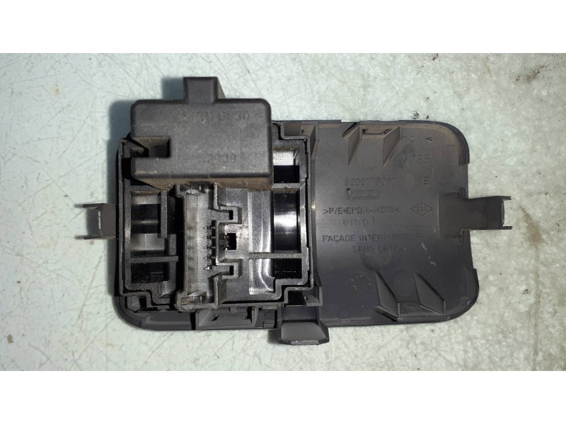 Recambio de mando luces para renault megane ii classic berlina confort authentique referencia OEM IAM 8200176081  