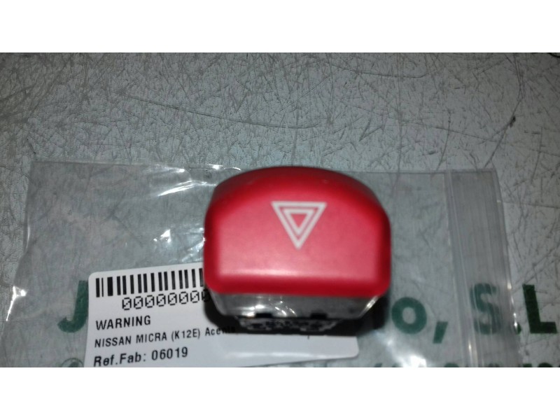 Recambio de warning para nissan micra (k12e) acenta referencia OEM IAM 06019  4 PINES